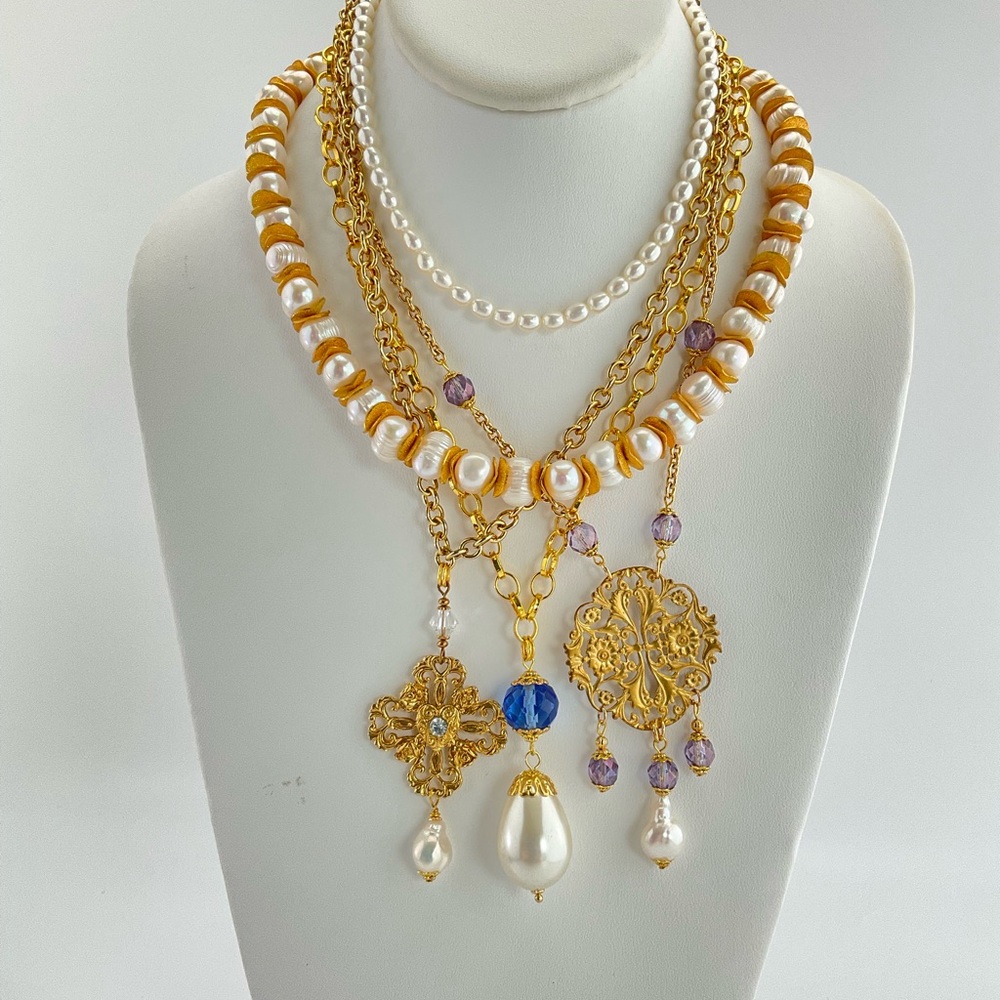 Chunky, White Baroque Pearl & Sparkle Gold Necklace, Fresh Water Pearls, Baroque - Picture 12 of 12